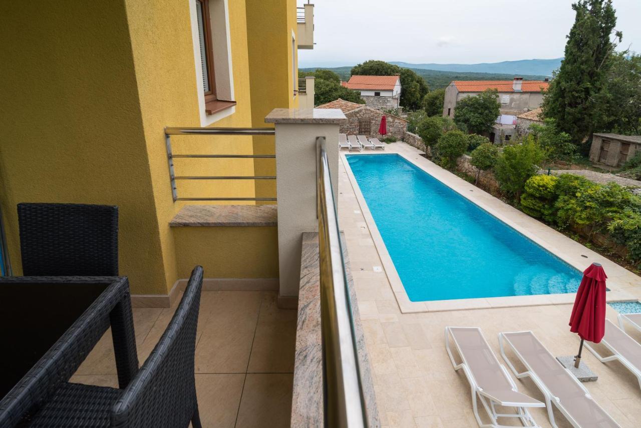 Apartments Salatic Krk Town Luaran gambar